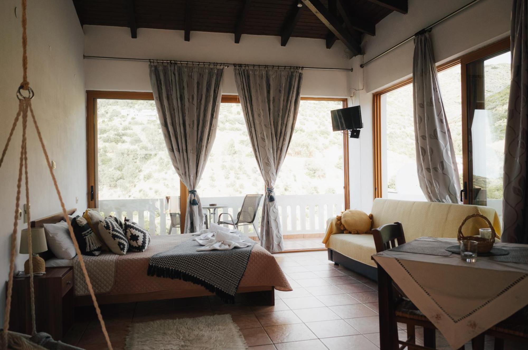 Lefteris Rooms Kámbos Екстериор снимка