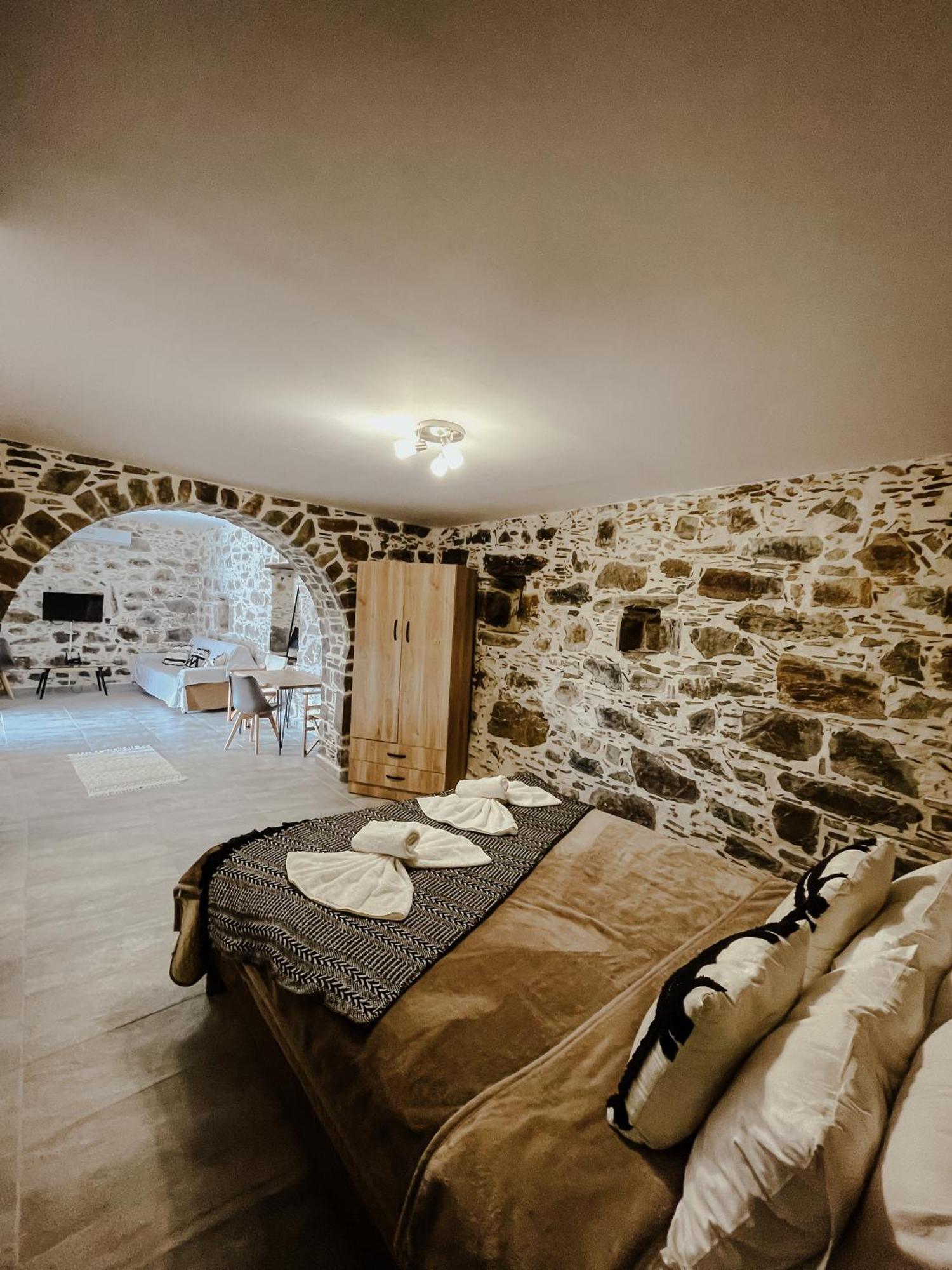 Lefteris Rooms Kámbos Екстериор снимка